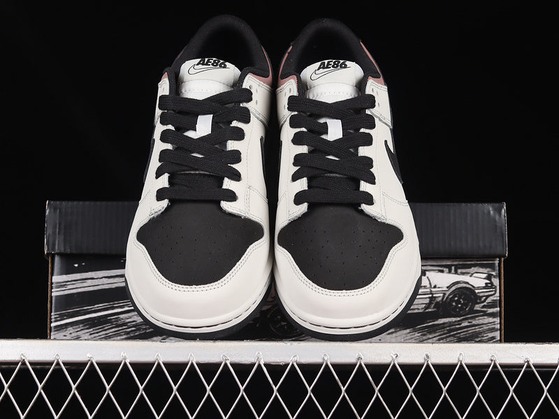 NikeMens SB Dunk Low - AE 86