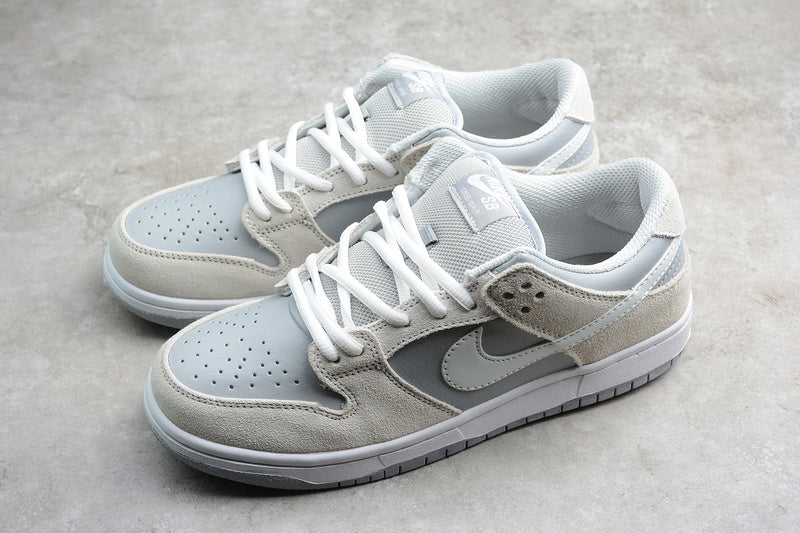 NikeMens SB Dunk Low - Summit White/Wolf Grey