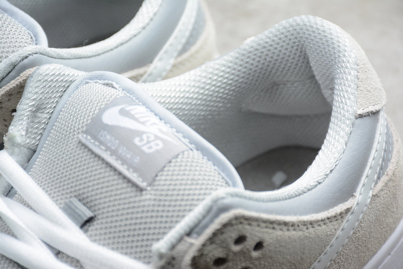 NikeMens SB Dunk Low - Summit White/Wolf Grey