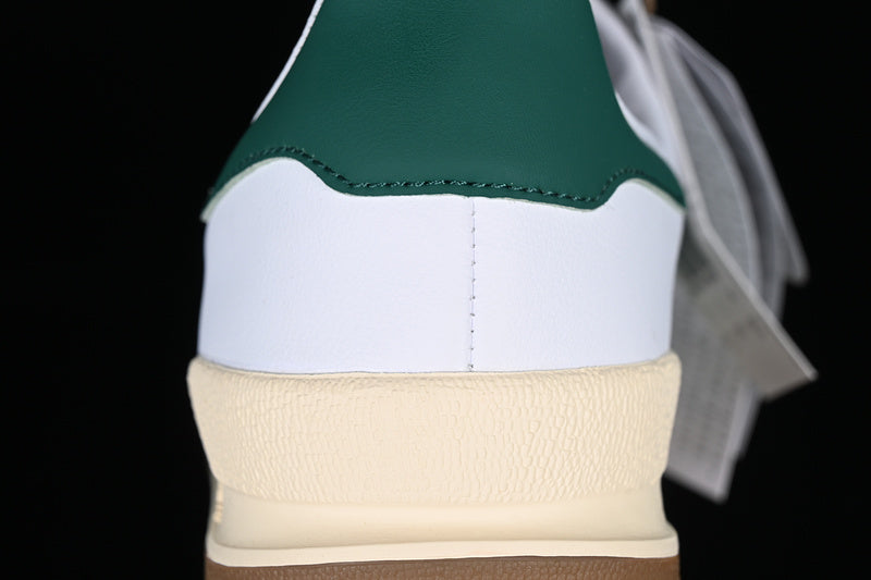 adidasOriginals Jeans - White