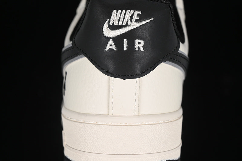 NikeUnisex Air Force 1 AF1 Low - White/Black