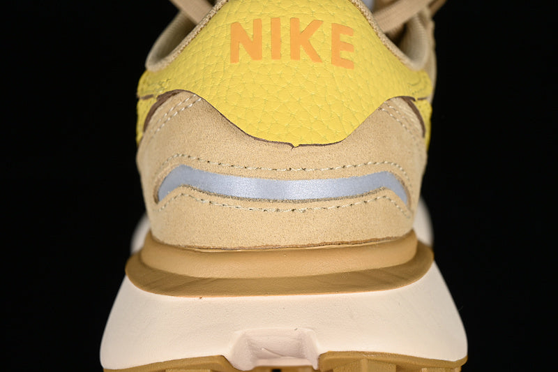 NikeUnisex Phoenix x Sacai Vapor Waffle - Yellow/Gold