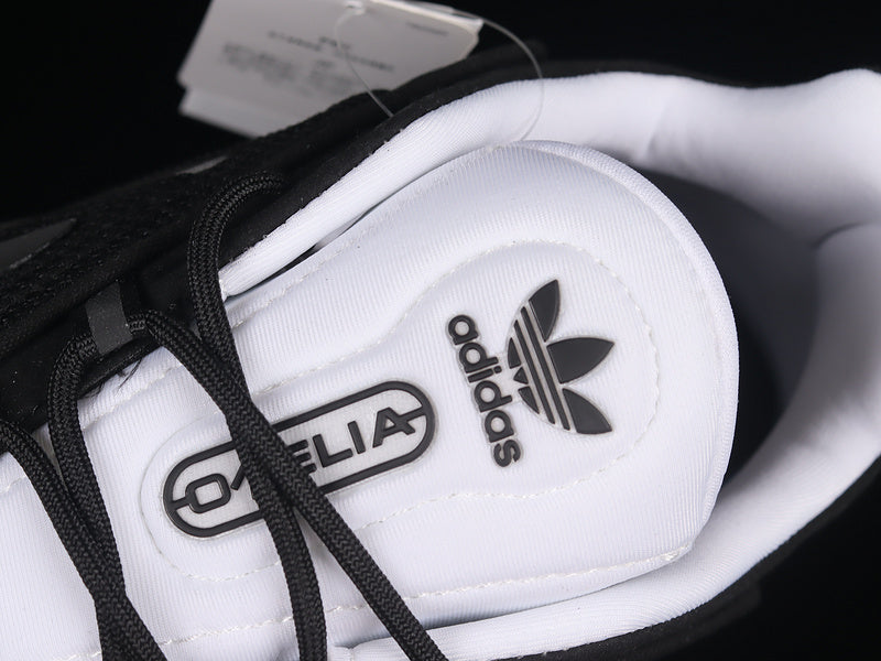 adidasUnisex Ozelia Core - Black/White