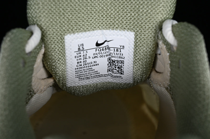 NikeMens Zoom Vomero 5 Sail Laser - Medium Olive