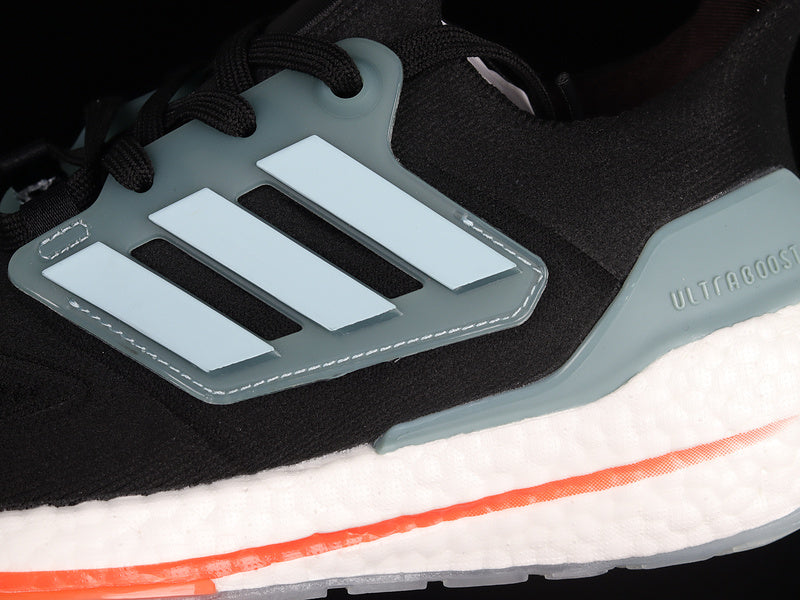 adidasMens UltraBoost 22 - Magic Grey