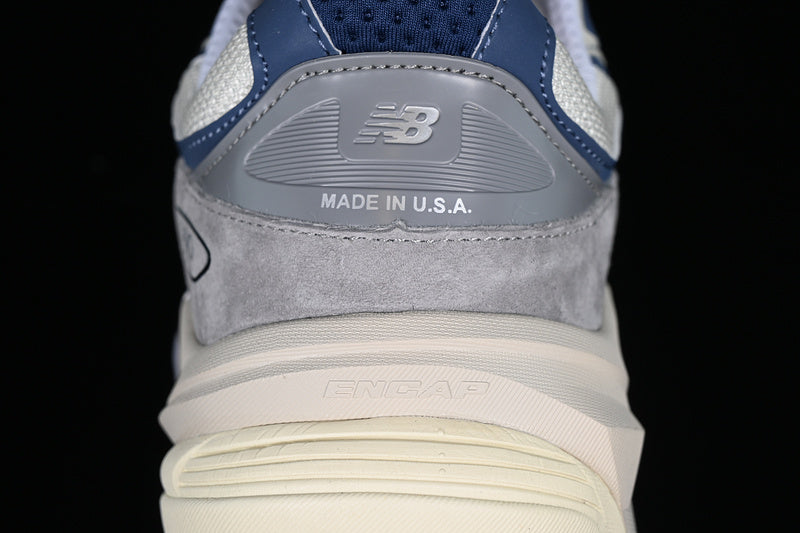 WMNS New Balance 990 V6 - Grey/Navy