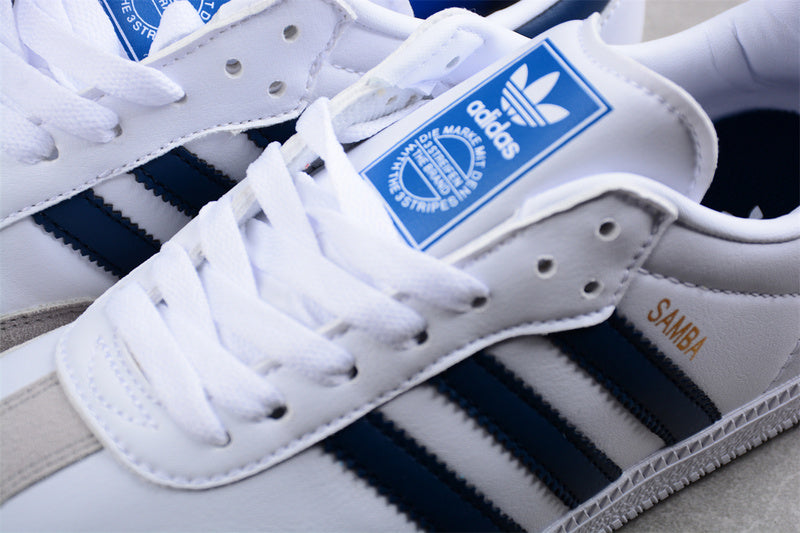 adidasMens Samba - White/Navy