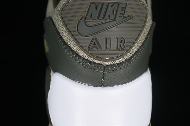 NikeUnisex Air Max 90 AM90 - Olive