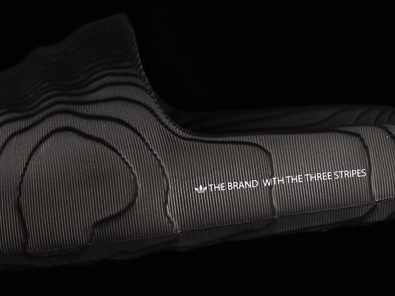 adidasUnisex Adilette 22 - Carbon Slides