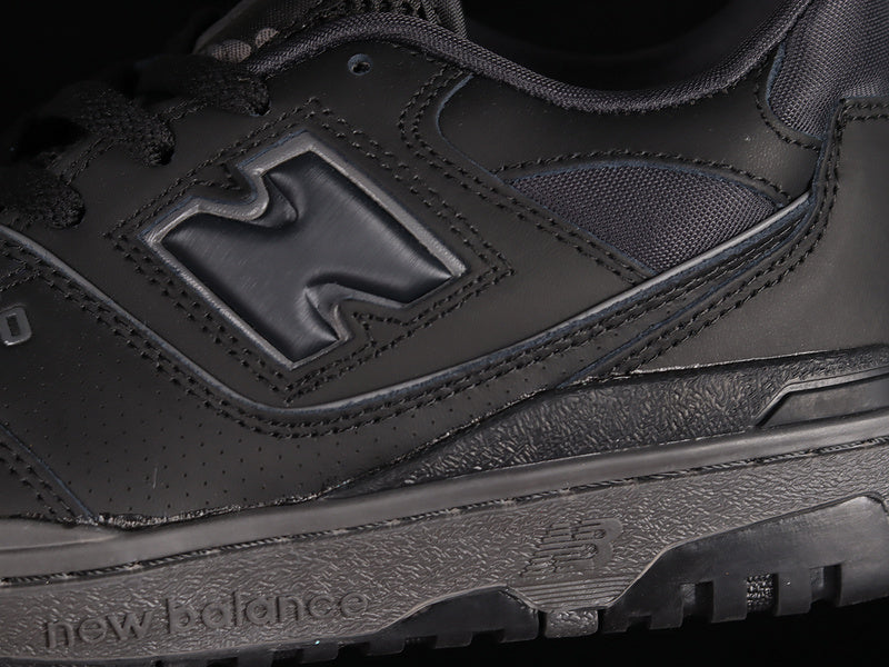 New Balance 550 - Triple Black