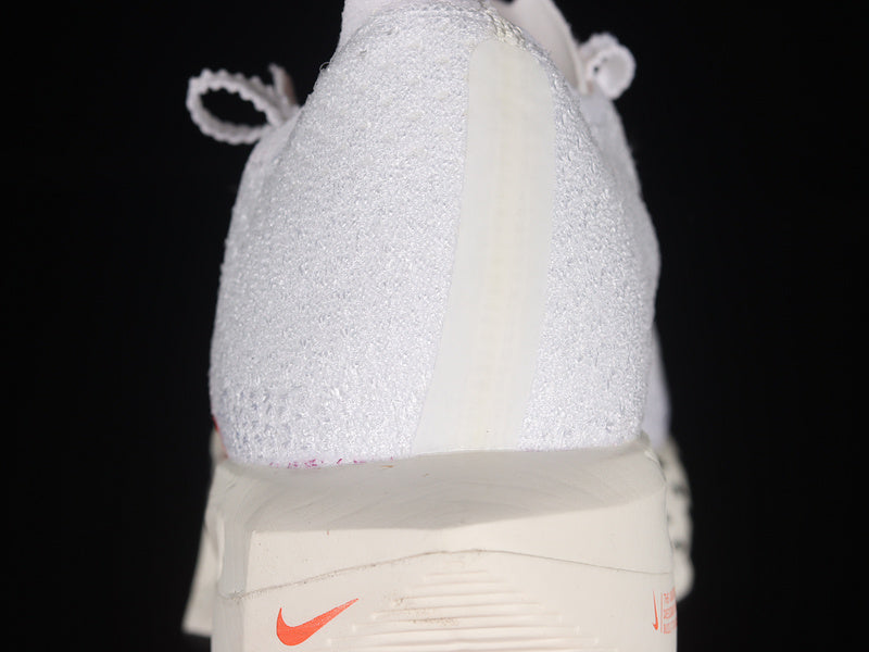 NikeUnisex ZoomX Vaporfly NEXT% - White