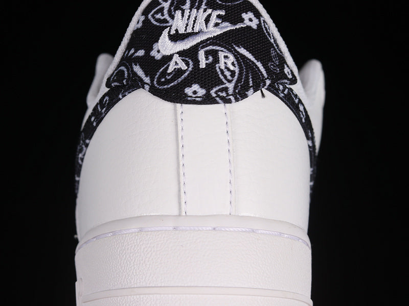 NikeUnisex Air Force 1 AF1 Low Essential - Paisley Black