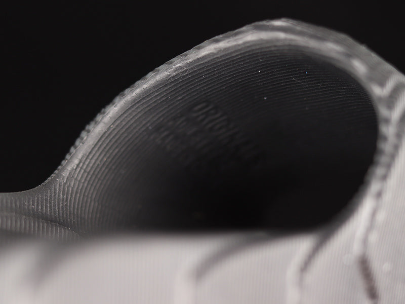 adidasUnisex Adilette 22 - Carbon Slides