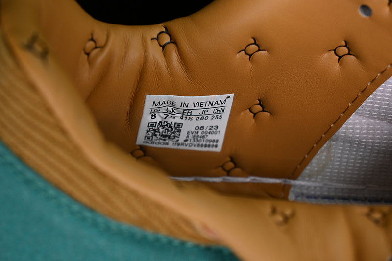 The Simpsons x adidasUnisex Forum Low - Living Room