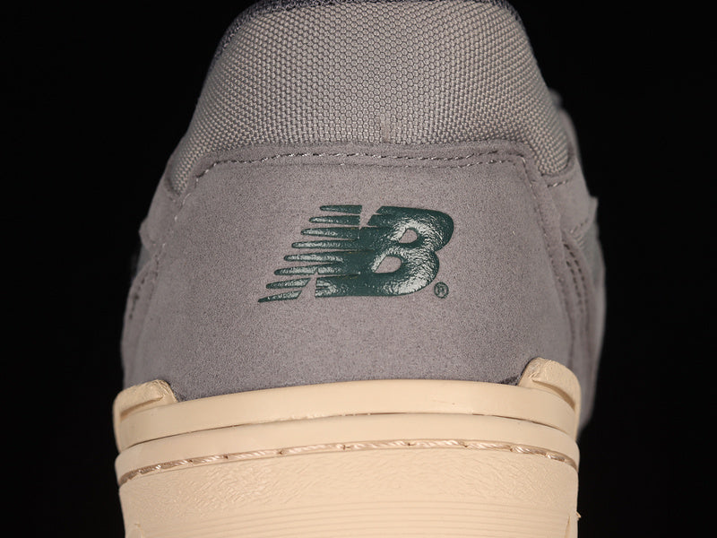 New Balance 550 size? x 550 Cordura Pack - Grey Cream