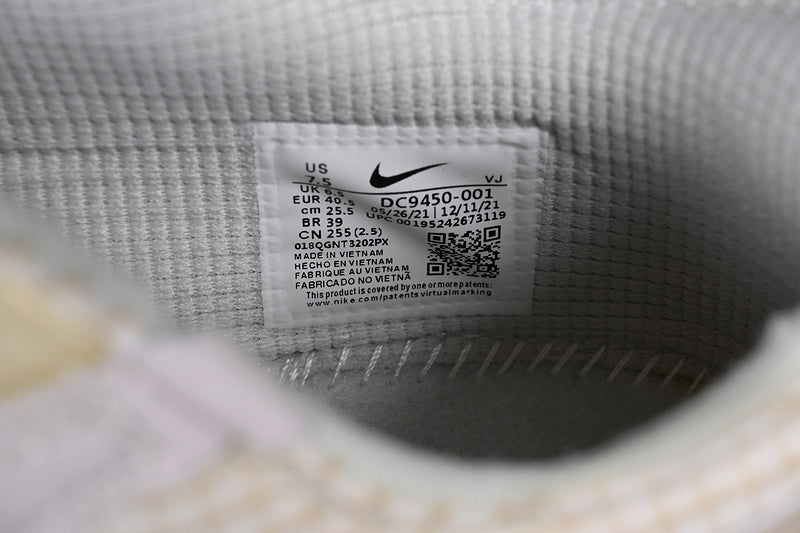 NikeUnisex Air Max 90 AM90 Terrascape - Light Bone