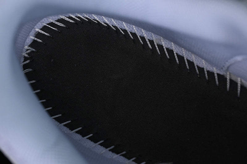 Comme des Garçons Homme Plus x NikeUnisex Air Pegasus 2K5 - White