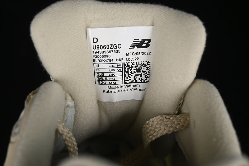 New Balance 9060 - Sparrow