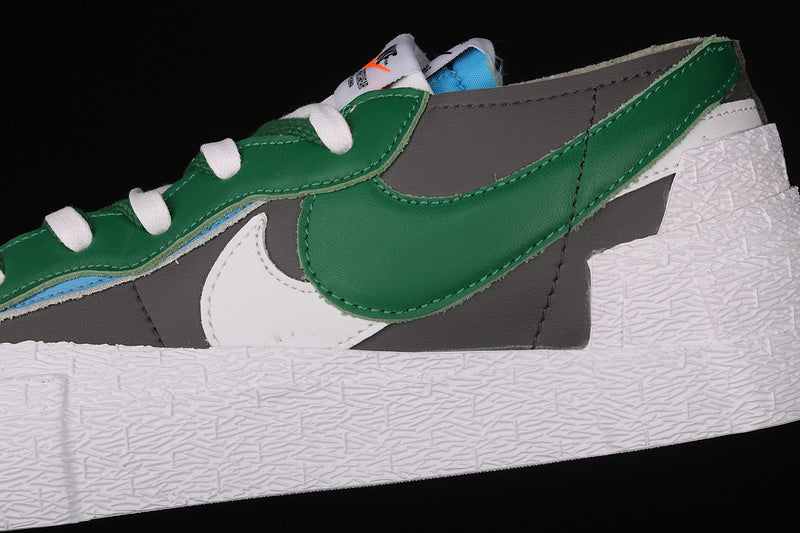 NikeMens Blazer Low Sacai - Medium Grey