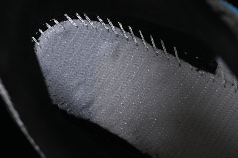 New Balance 740 Vintage - Grey/Blue