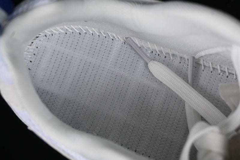 NikeUnisex Jam Electric - White