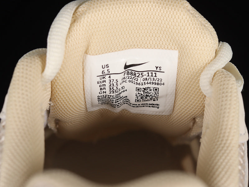 NikeMens Zoom Vomero 5 - Oatmeal