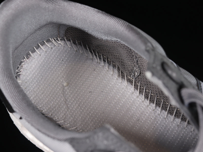 adidasUnisex Retropy E5 W.R.P. - Grey