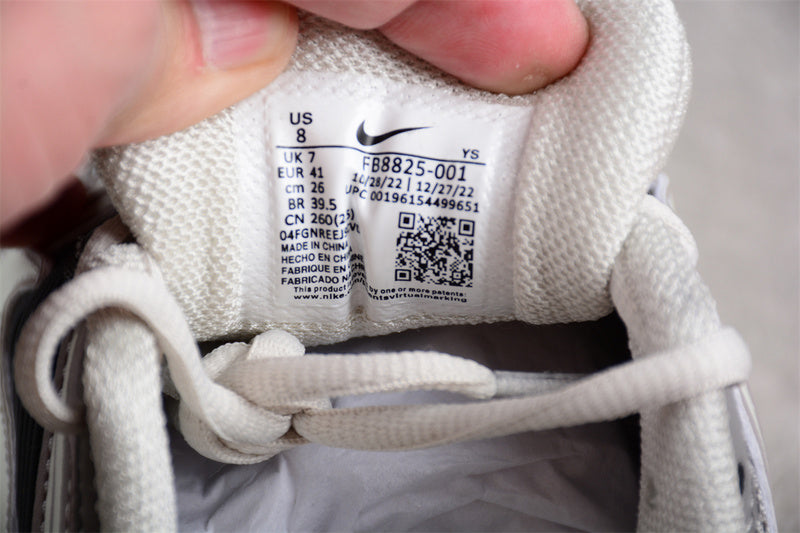 NikeUnisex Air Zoom Vomero 5 - Cobblestone