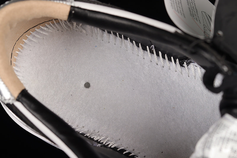 Air Jordan 1 Low Elevate - Silver Toe