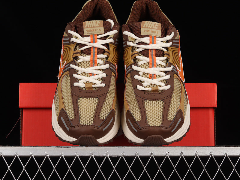 NikeMens Zoom Vomero 5 - Grass Cacao Wow