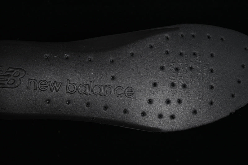 New Balance 860 V2 - Mars