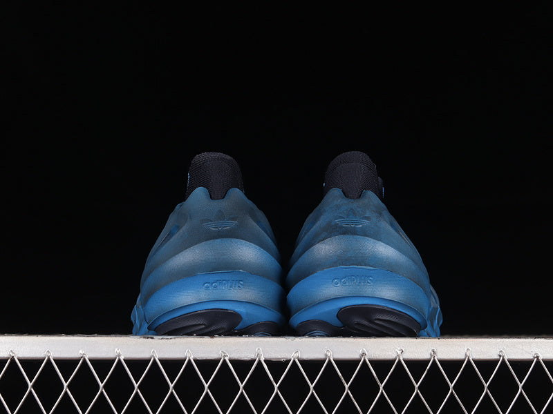 adidasMens adiFOM Q - Cosmic Way