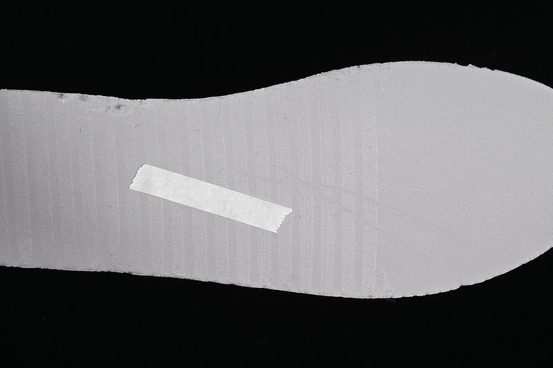 NikeSB Dunk Low - White/Brown