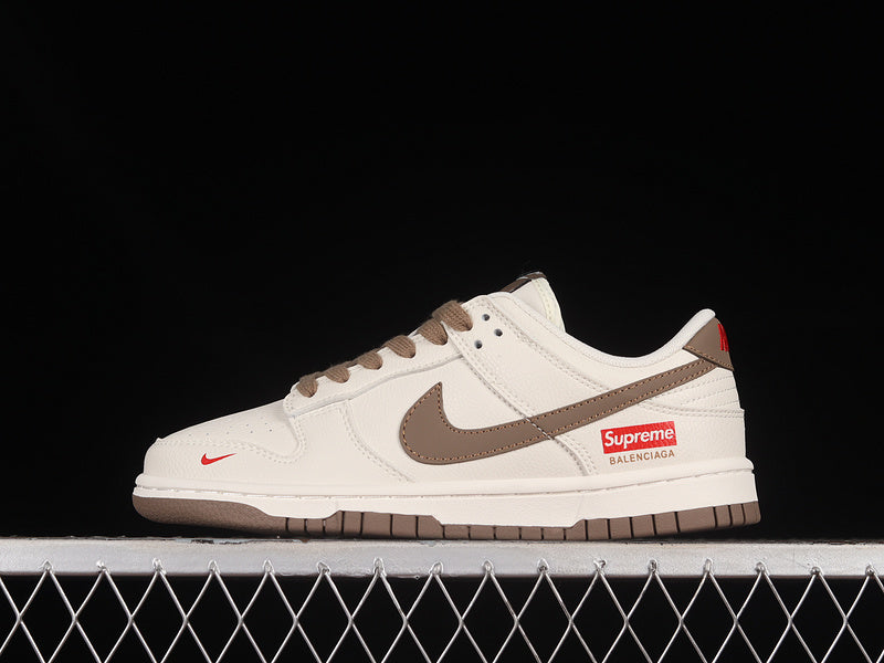 Supreme NikeSB Dunk Low Milky White1