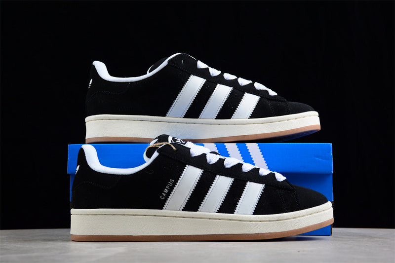 adidasUnisex Campus 00s - Core Black