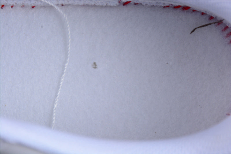 NikeUnisex Air Force 1 AF1 Low - Gold Mini Swoosh - White