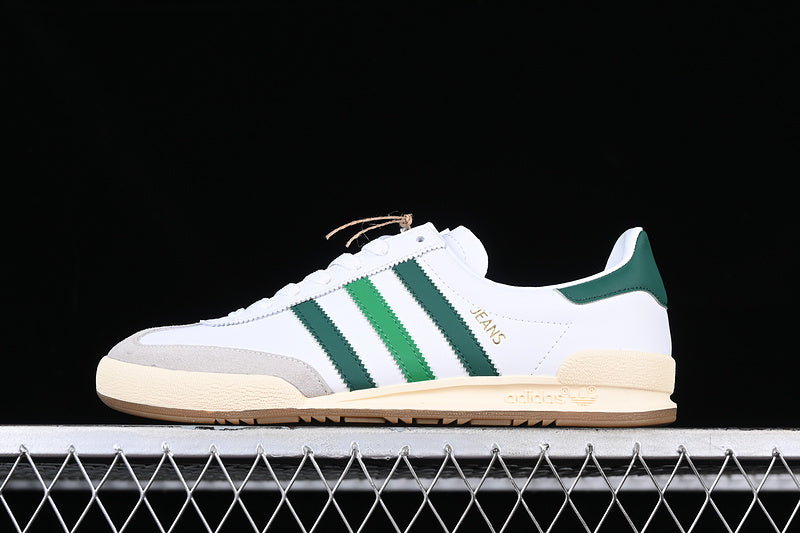 adidasOriginals Jeans - White