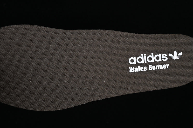 adidasUnisex Samba x Wales Bonner - Ecrtin Brown