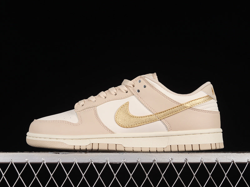 Unisex NikeSB Dunk Low Gold Swoosh - Phantom