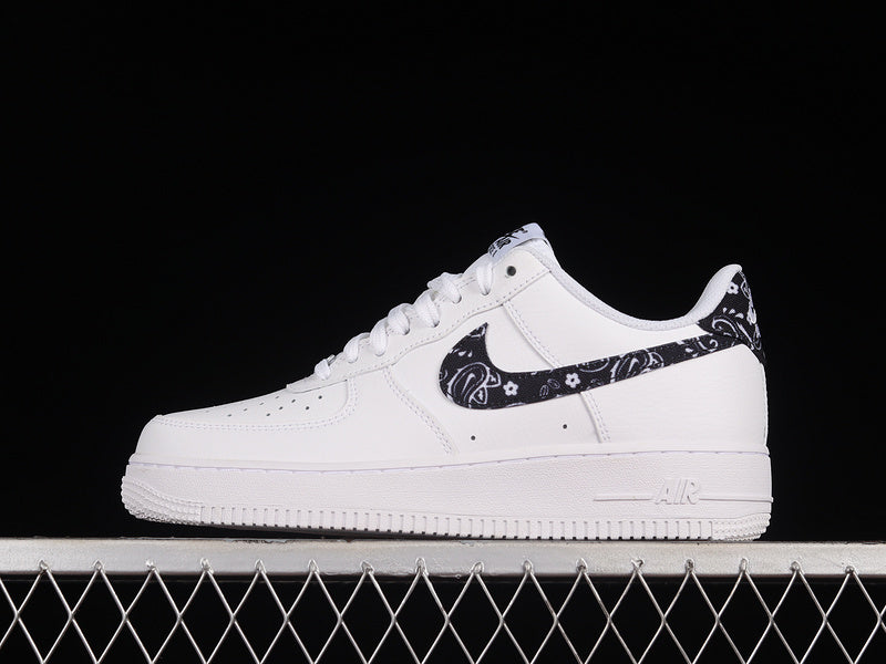 NikeUnisex Air Force 1 AF1 Low Essential - Paisley Black