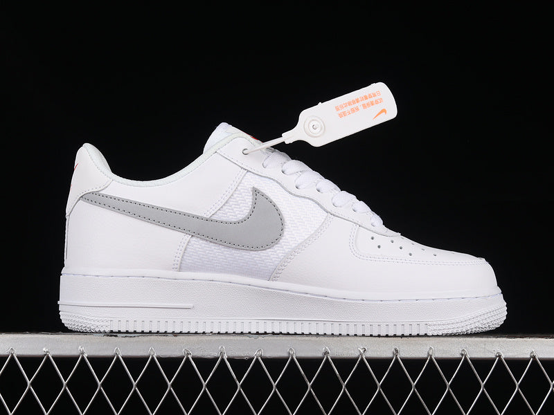 NikeUnisex Air Force 1 Low Double Swoosh - White Picante