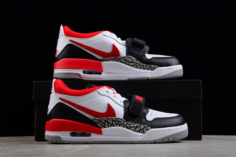 NikeUnisex Air Jordan Legacy 312 Low - Black Toe