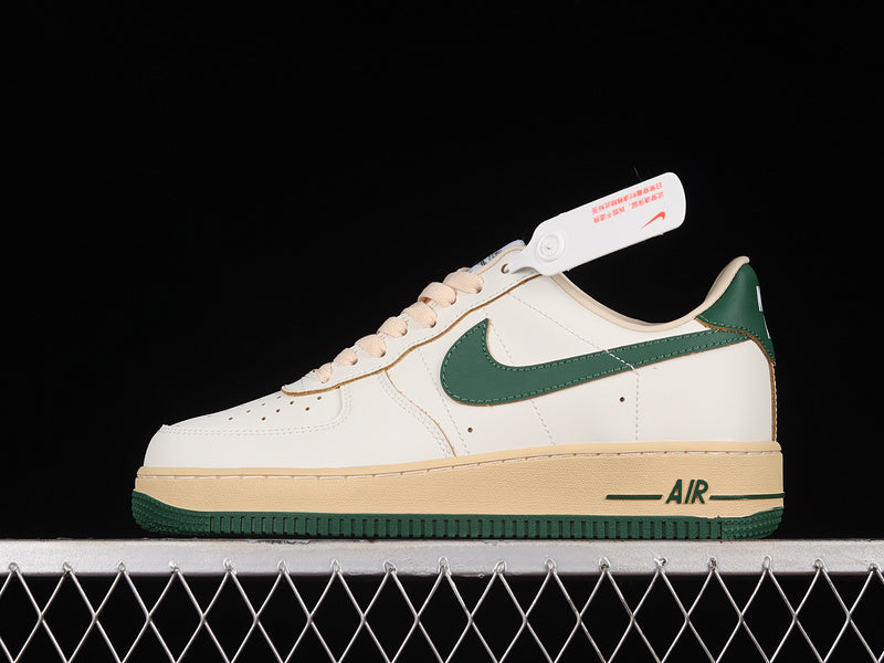 NikeUnisex Air Force 1 AF1 - Vintage Gorge Green