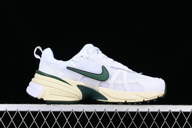 NikeUnisex V2K Run White/Green