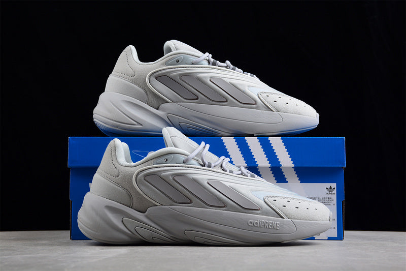 adidasUnisex Ozelia - Triple Grey
