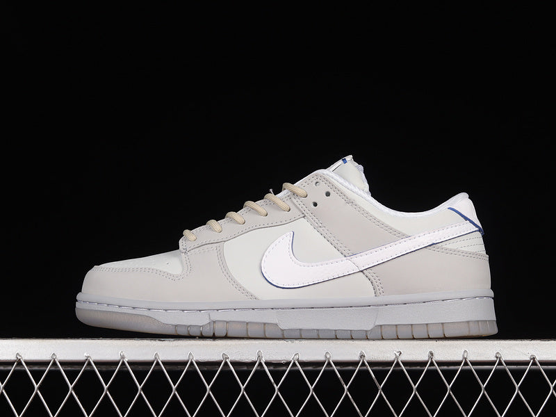 NikeSB Dunk Low - Pure Platinum