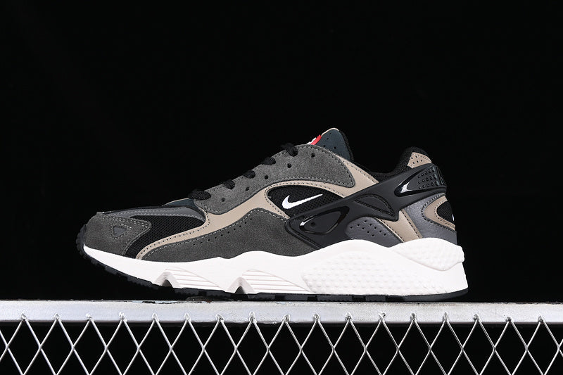 NikeUnisex Air Huarache Runner - Brown
