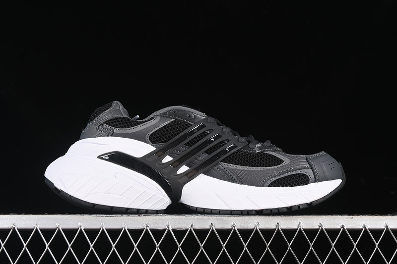 adidasUnisex Adistar XLG - Black