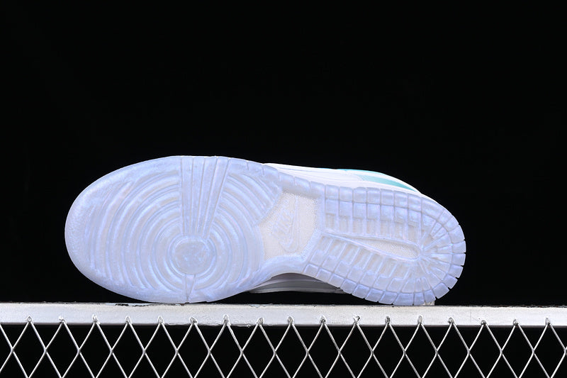 NikeUnisex Dunk Low - Unlock Your Space