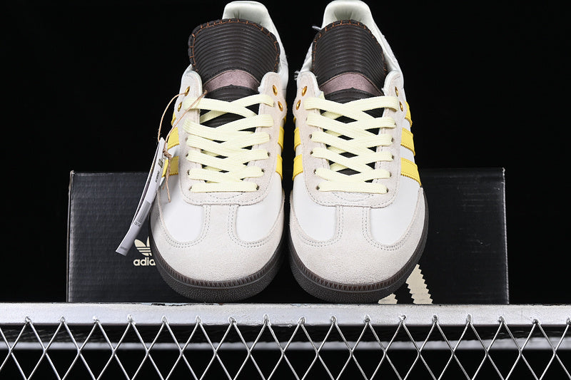 adidasUnisex Samba x Wales Bonner - Ecrtin Brown